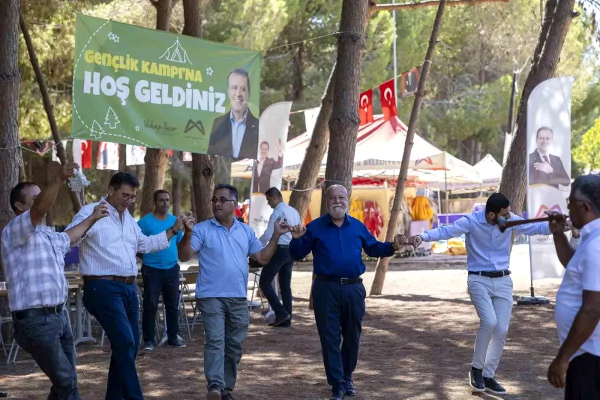 Mersin’de Muhtarlar Birlik ve Beraberlik Programında Buluştu mersinde muhtarlar birlik ve beraberlik programinda bulustu bWyICliC