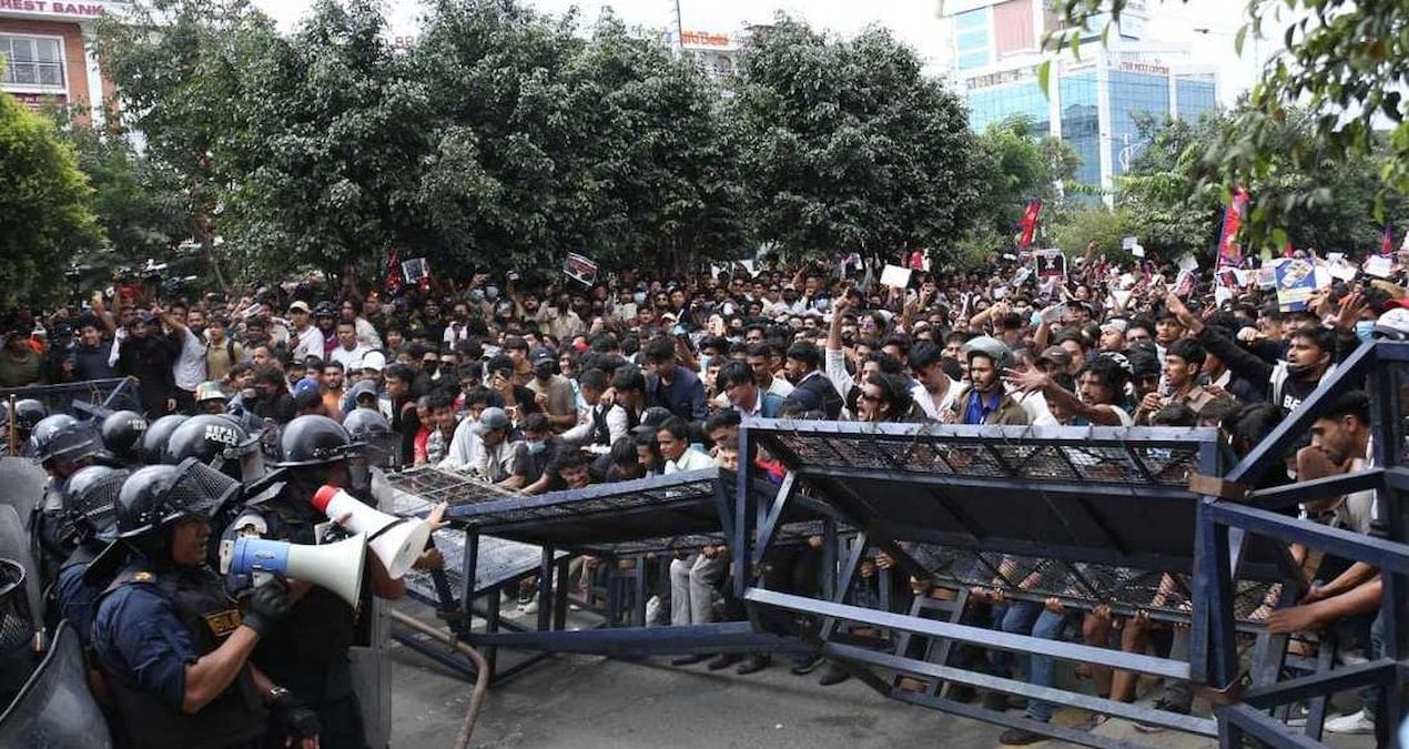 nepalda sosyal medya yasaklaninca halk sokaga dokuldu 14 kisi oldu OsZLGvGh