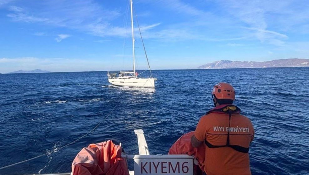 muglada suruklenen teknedekiiki kisi kurtarildi Ve2mFQ7R.jpg