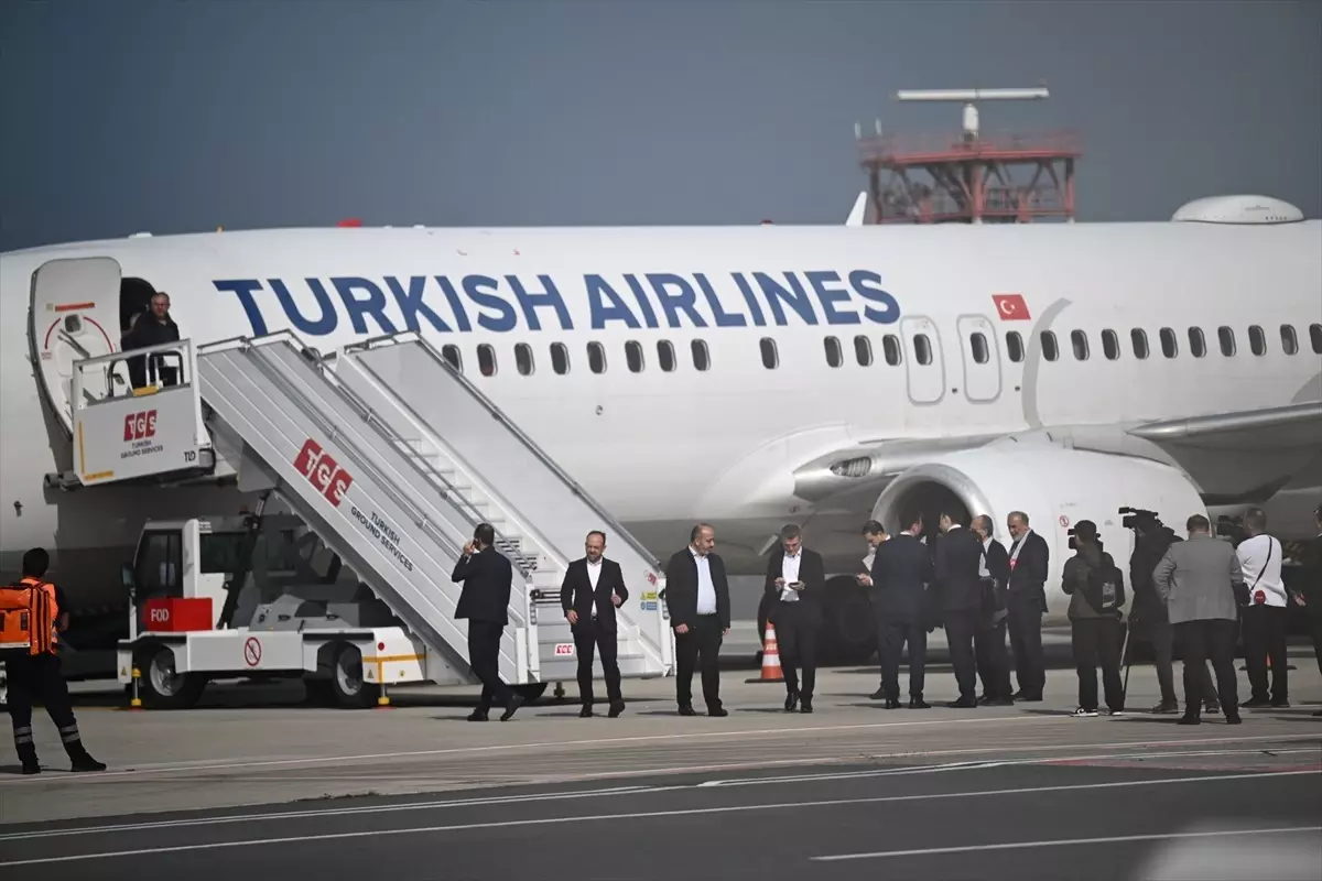 ozgurluk filosu koalisyonuactivistler istanbula dondu tBhbGIBW