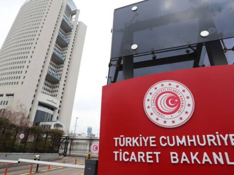 Ticaret bakanligindan 608 firmaya dahilde isleme izin belgesi kbKbG1tP